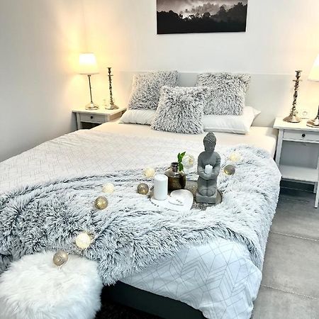 Apartmany Ellie Зноймо Экстерьер фото