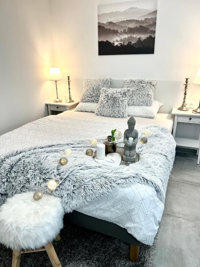 Apartmany Ellie Зноймо Экстерьер фото