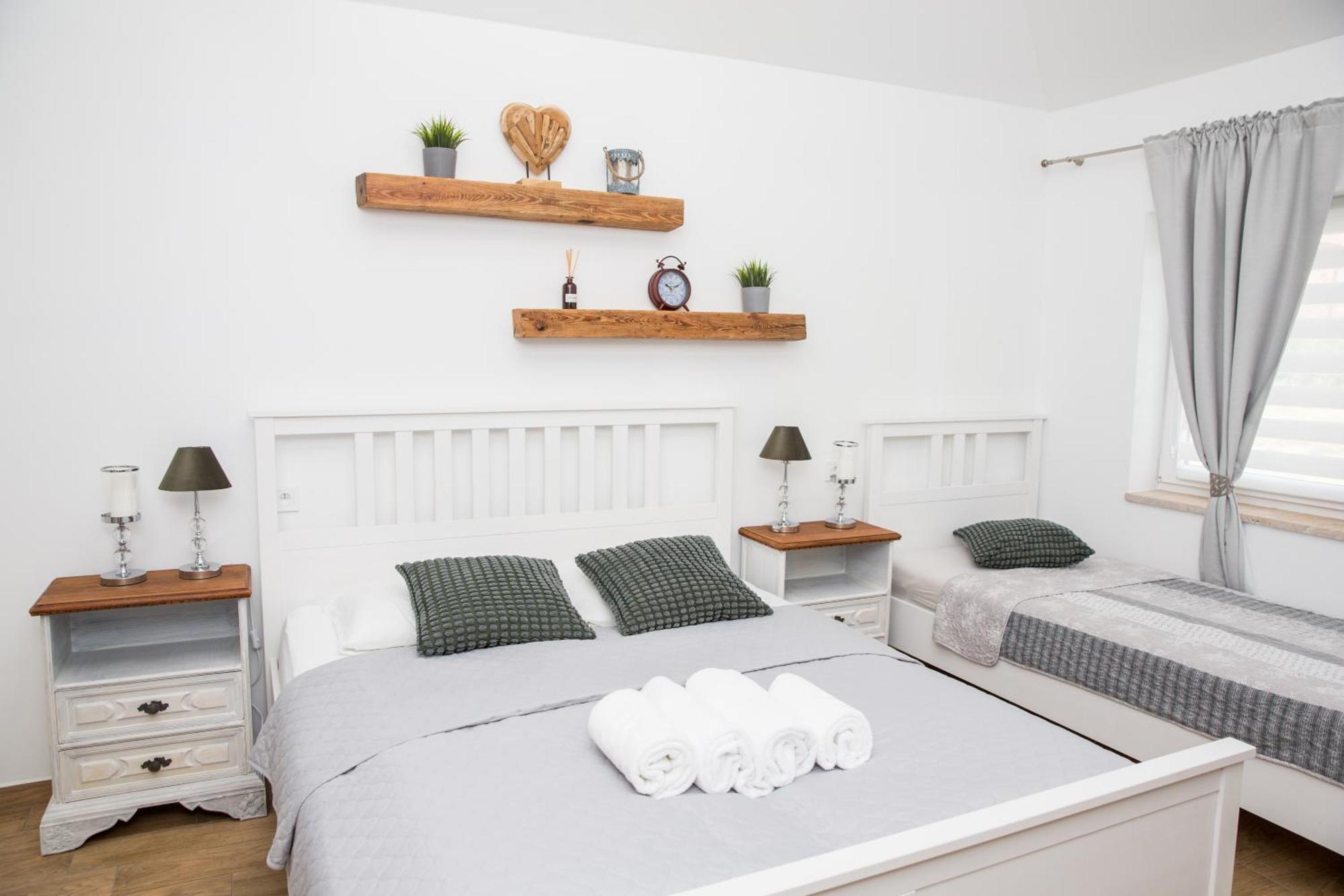 Apartmany Ellie Зноймо Экстерьер фото